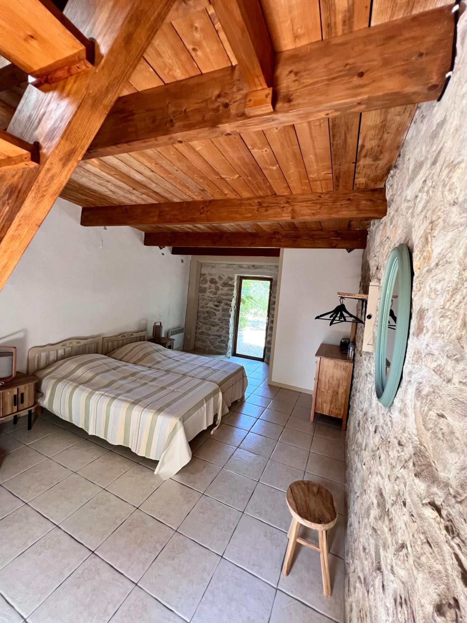 Le Mas Du Gentilhomme Chambre Lavande Orthoux-Serignac-Quilhan Bagian luar foto